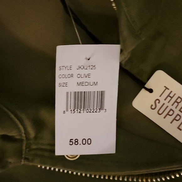 Vest - Picture 3 of 3